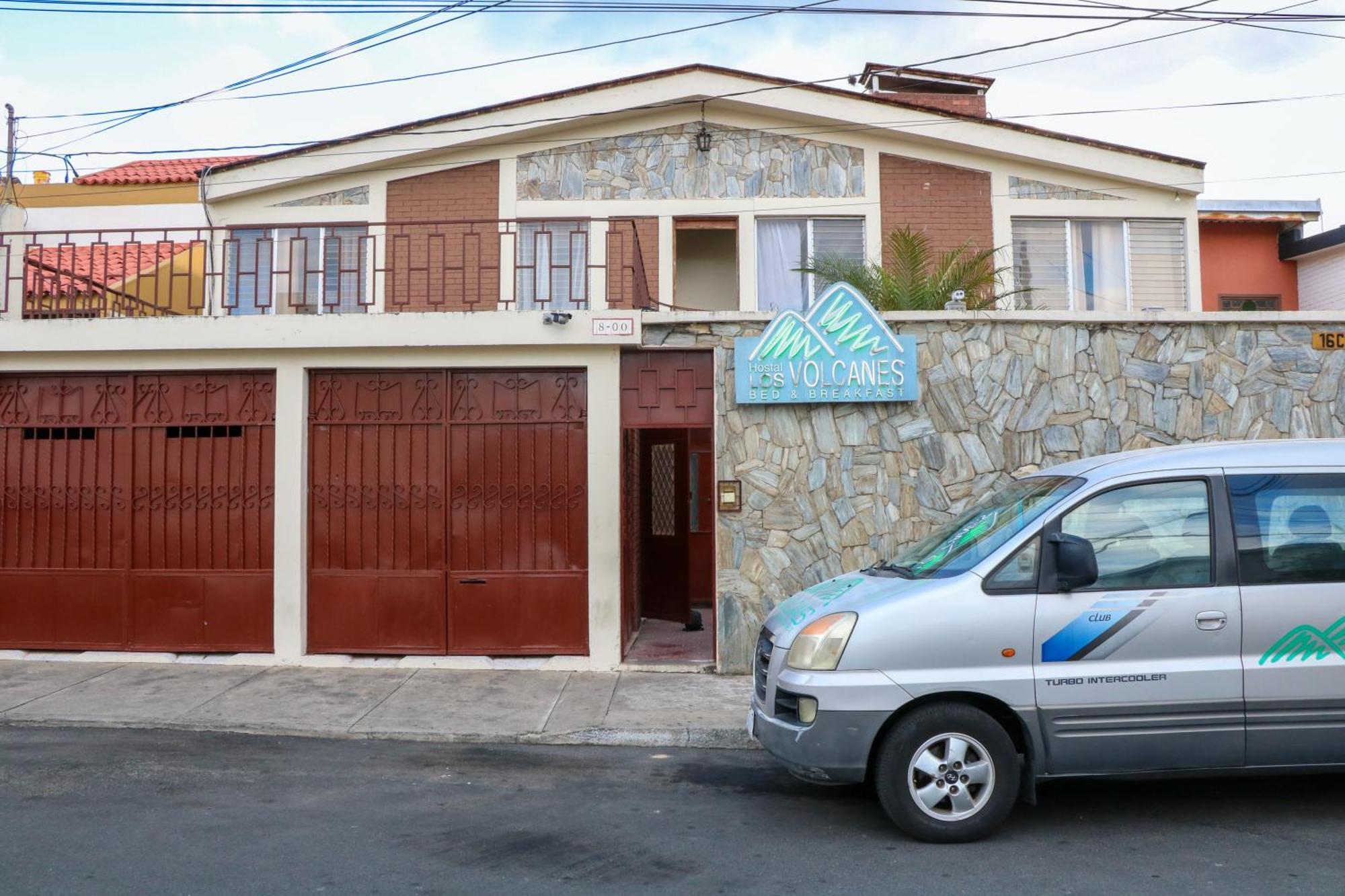 Hostal Los Volcanes Guatemala City Exterior foto